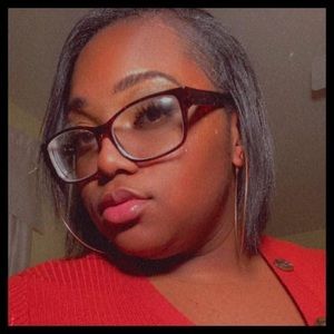 Meet your Posher, Renee